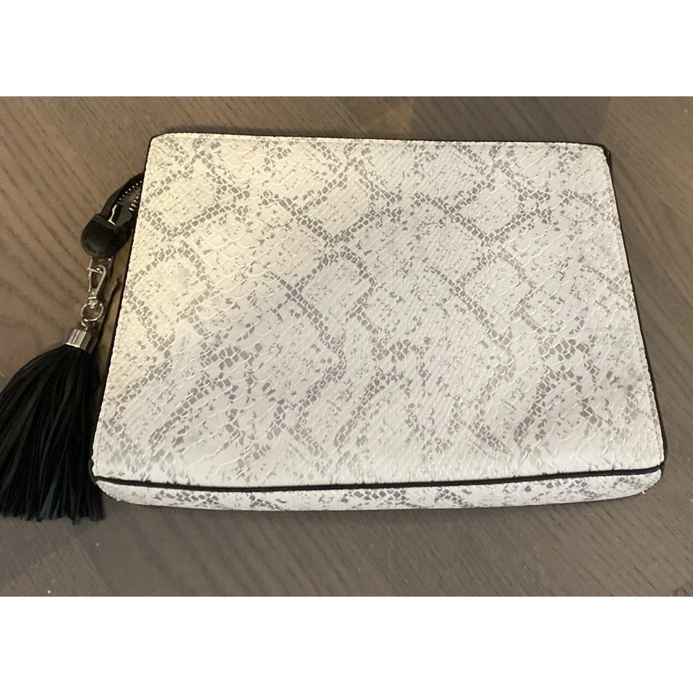 Victoria Secret Black & White Clutch Purse Evening Hand Bag 10